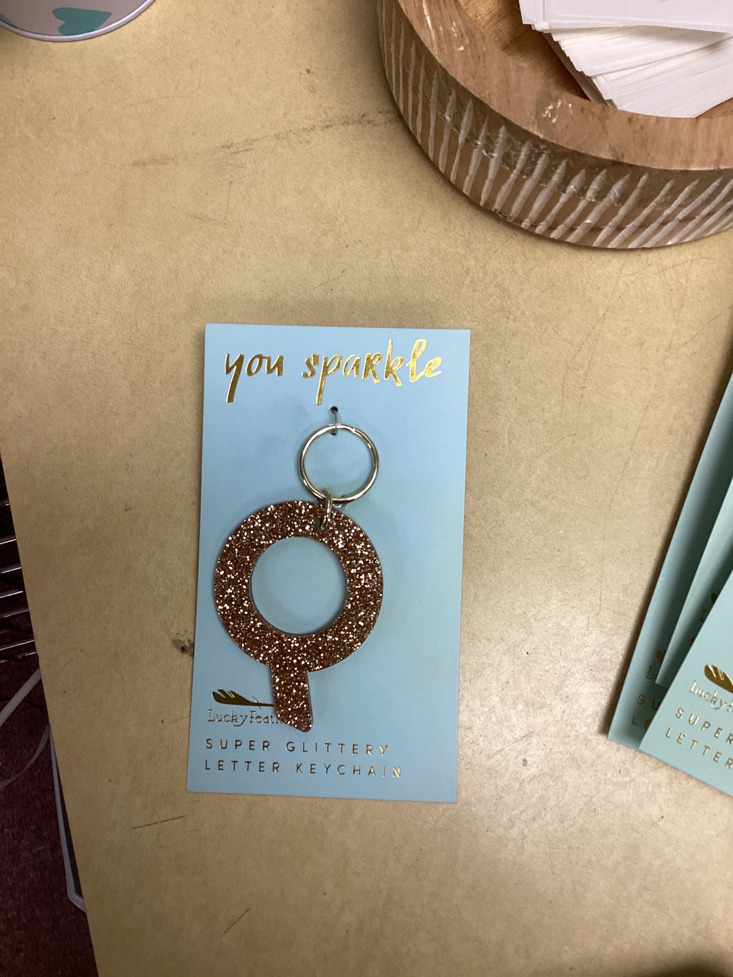 Letter keychain-Q