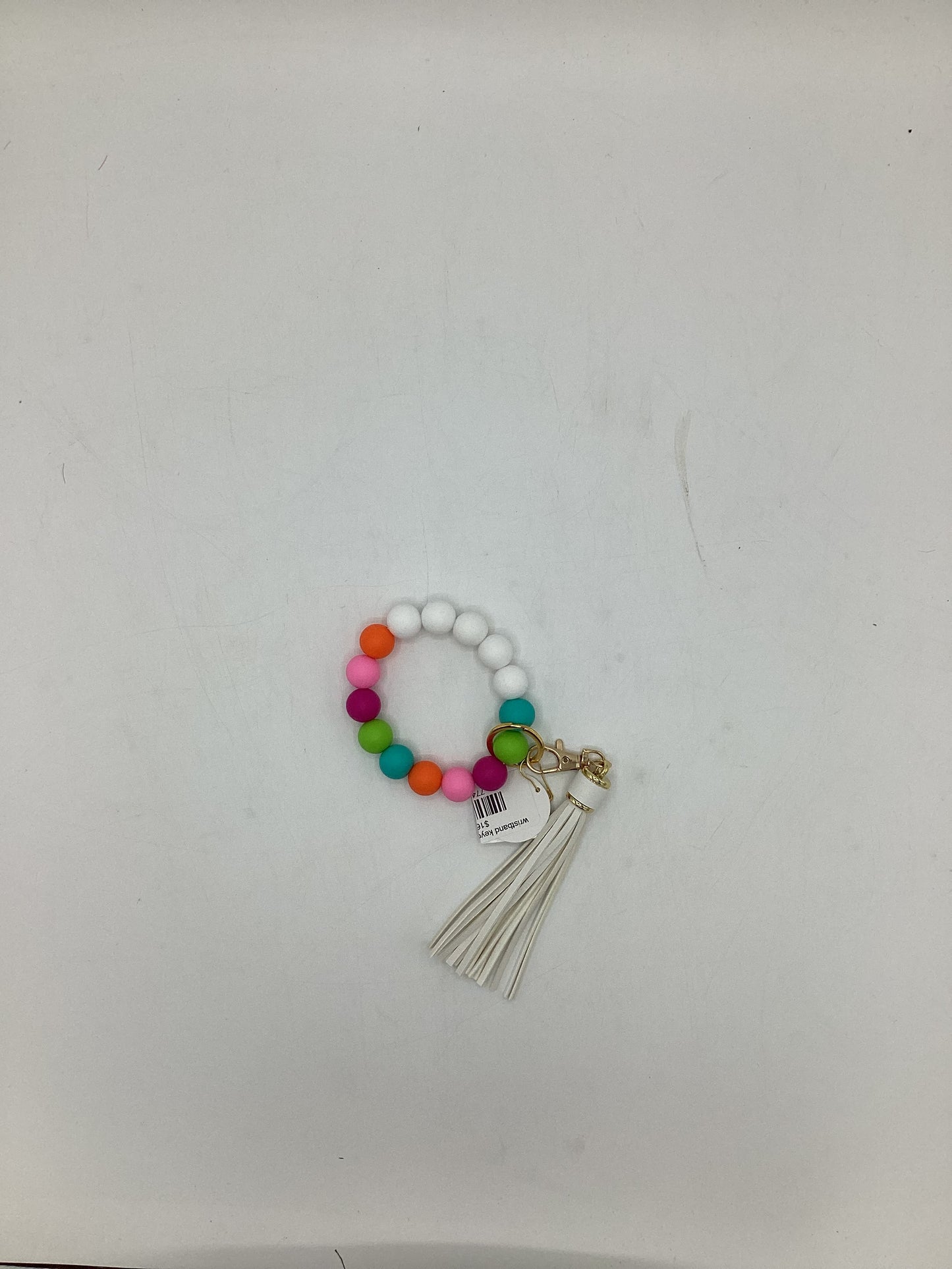 wristband keychain / fuchsia