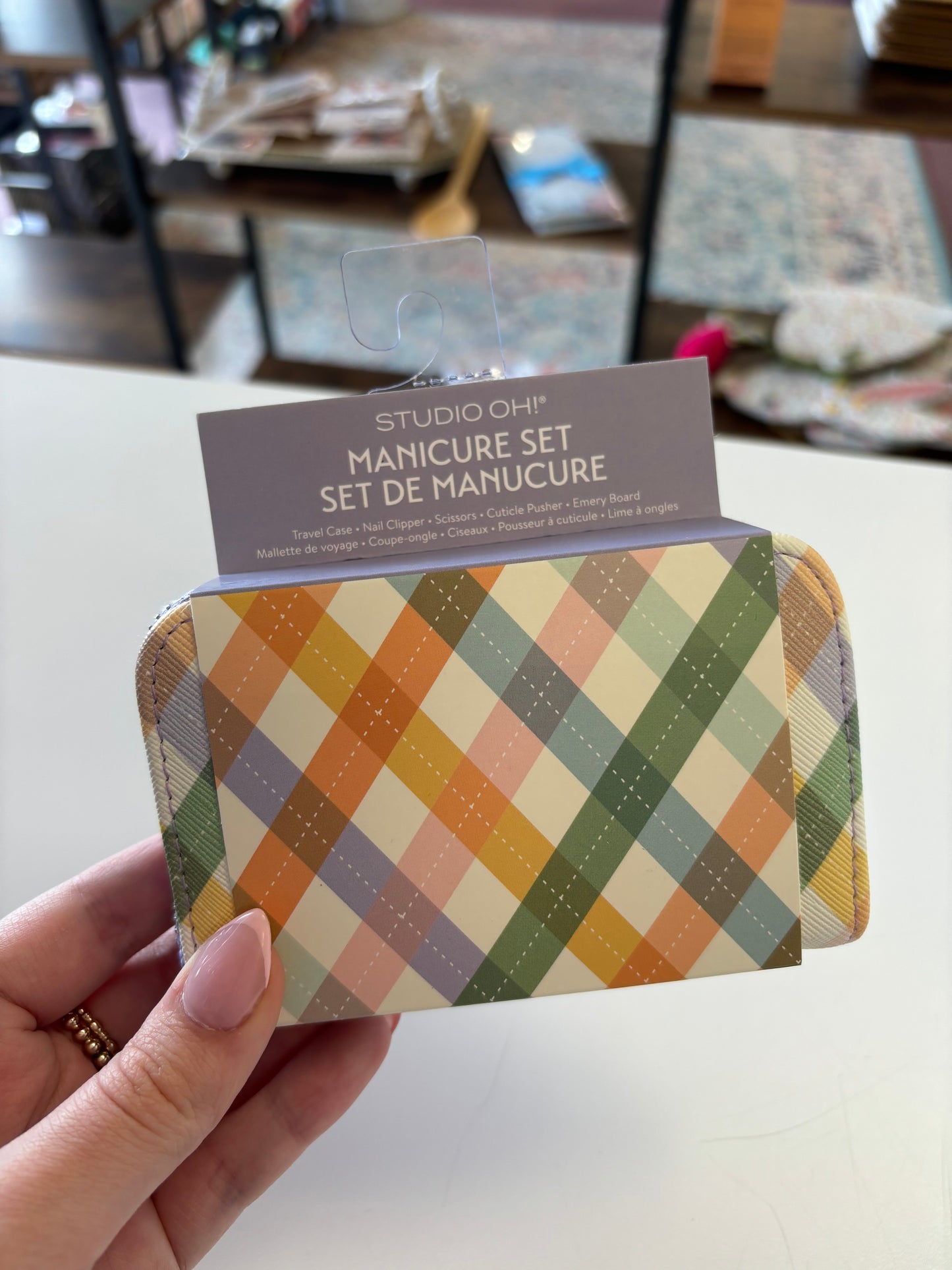 As if Argyle Manicure Set