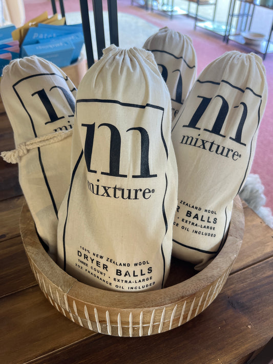 Mixture dryer balls