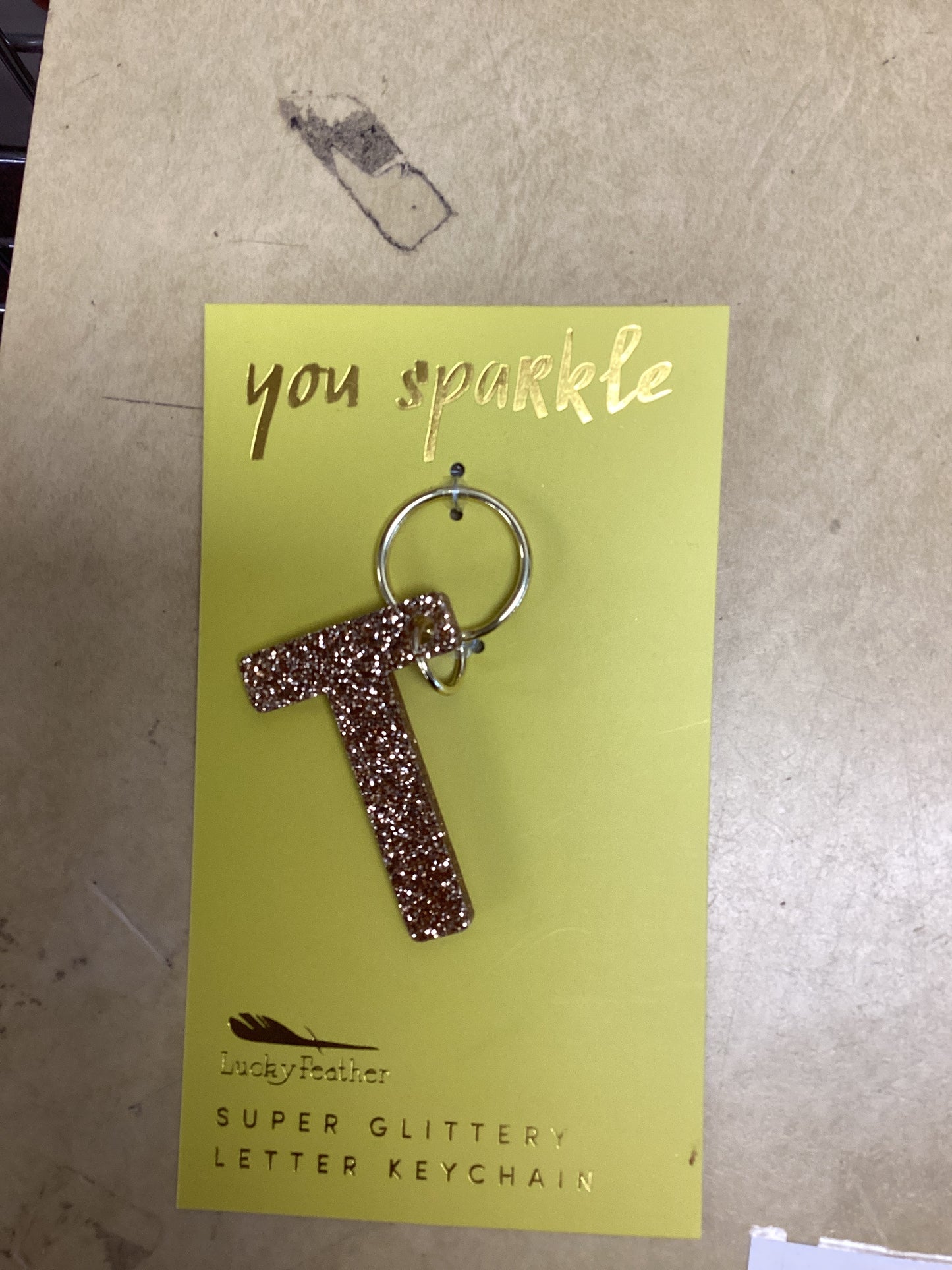 Letter keychain-T
