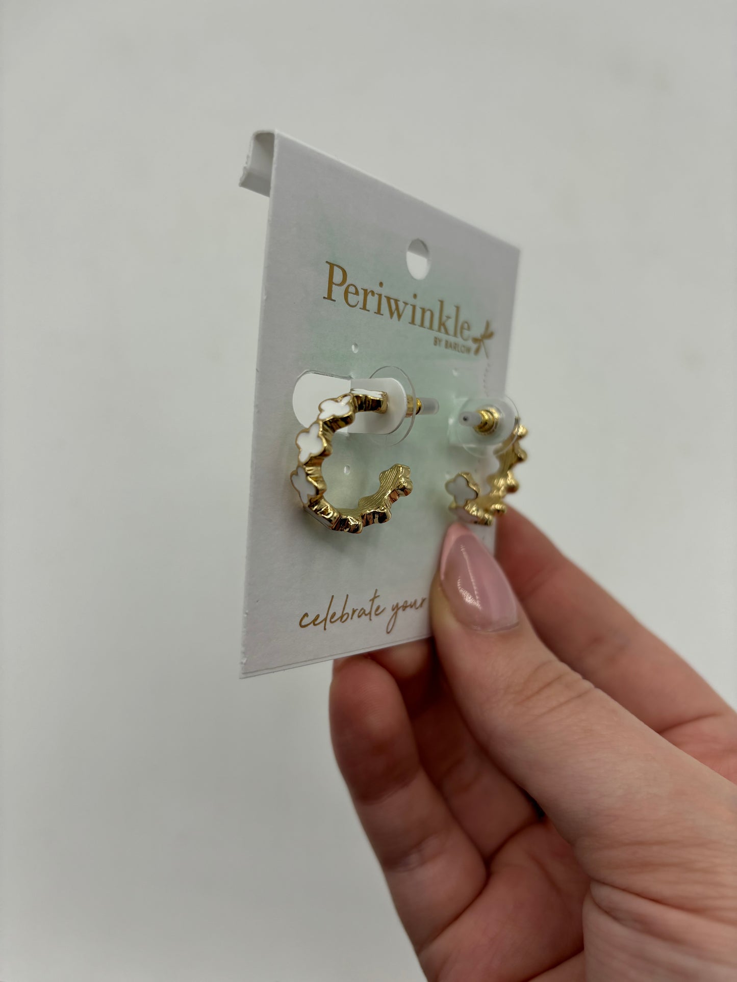 Gold and White Clover Hoops
