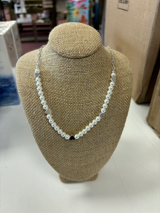 Pearl Necklace with Silver Hearts