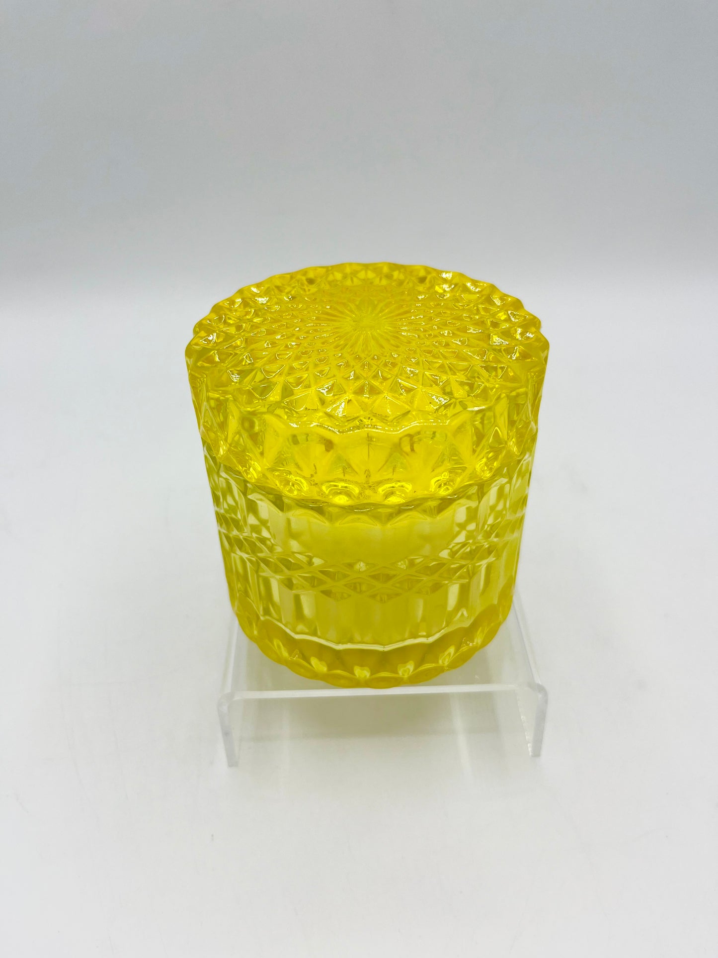 Soi Candle