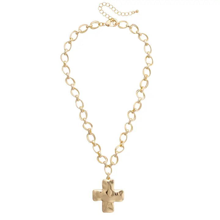Elise Hammered Cross Cable Chain Necklace in Shiny Gold